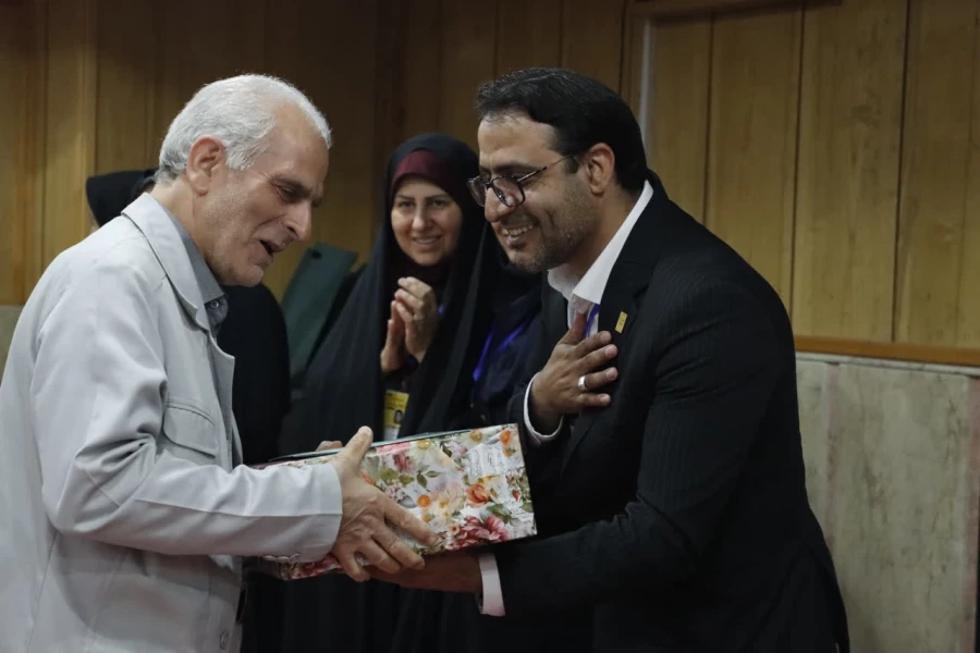 برگزاری مرحله منطقه ای دوازدهین جشنواره تخصصی تدریس برتر به میزبانی دانشگاه فرهنگیان استان یزد به روایت تصویر  61