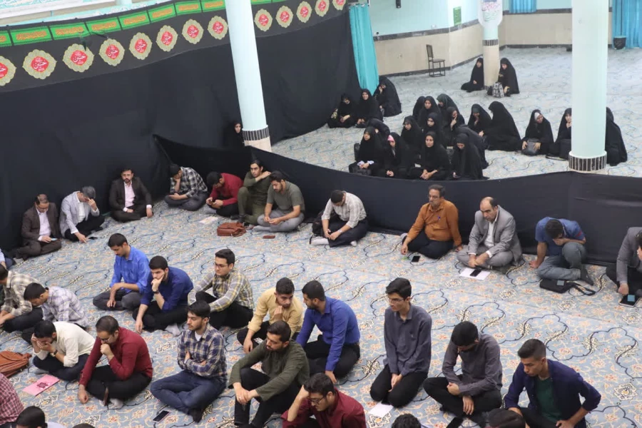 مراسم باشکوه گرامیداشت نخستین سالگرد شهادت شهدای خدمت در دانشگاه فرهنگیان یزد برگزار شد.
 2