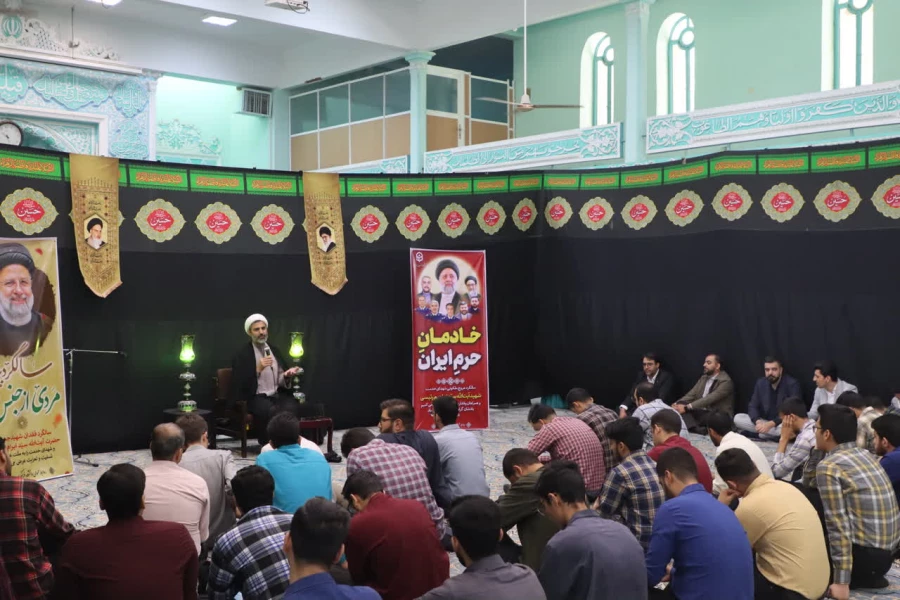 مراسم باشکوه گرامیداشت نخستین سالگرد شهادت شهدای خدمت در دانشگاه فرهنگیان یزد برگزار شد.
 7