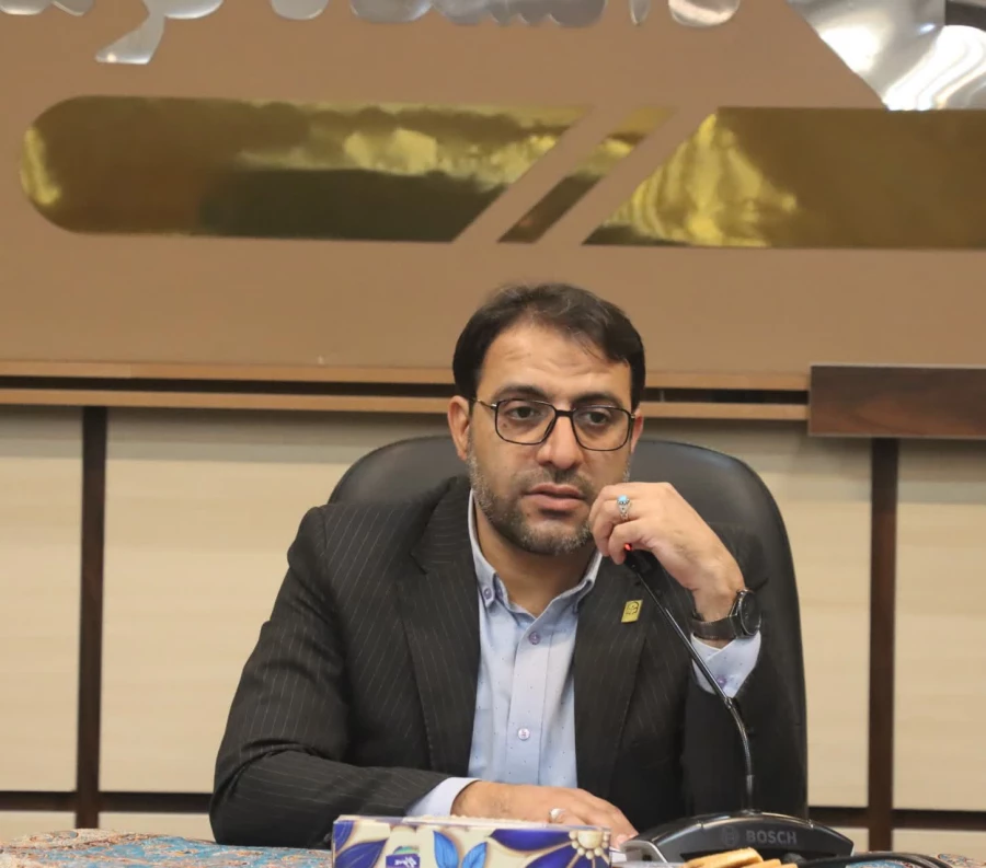 یکصد و سی و هفتمین جلسه شورای فرهنگی دانشگاه فرهنگیان یزد برگزار شد.
 2