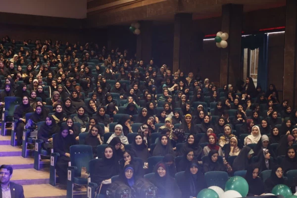 جشن باشکوه گرامیداشت مقام شامخ اساتید و معلمان و میلاد پرنور امام رضا علیه السلام  برگزار شد.
 8