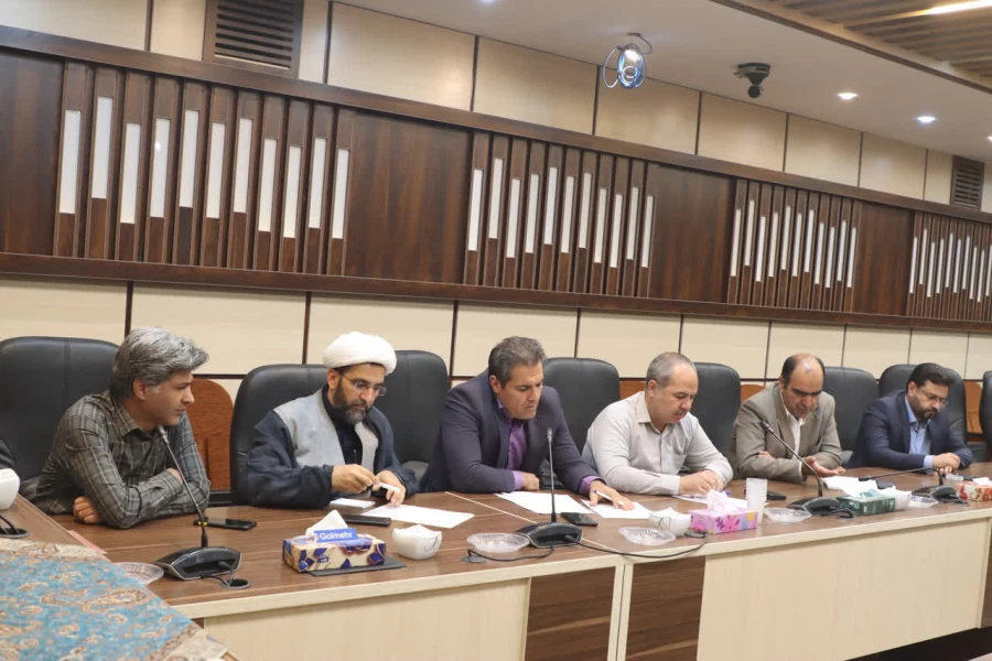 بیستمین جلسه شورای پژوهشی و فناوری دانشگاه فرهنگیان استان یزد برگزار شد. 4