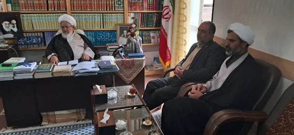 دیدار سرپرست جدید دانشگاه فرهنگیان یزد با نماینده ولی فقیه در استان و امام جمعه یزد
 3