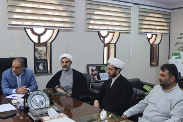 نشست اعضای دفتر بنیاد نهج البلاغه استان با سرپرست و مسئولان دانشگاه فرهنگیان یزد
 6