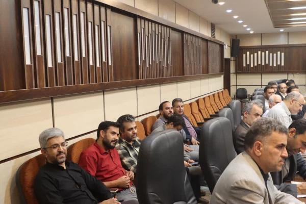  کارگاه آموزشی "نقش من در ساختن آینده ایران" با تمرکز بر چالش های جمعیتی 
 3