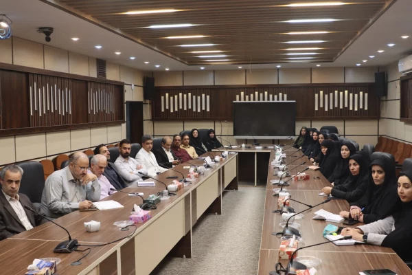  کارگاه آموزشی "نقش من در ساختن آینده ایران" با تمرکز بر چالش های جمعیتی 
 6