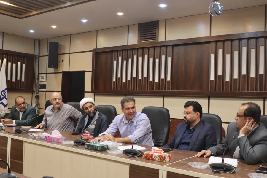 بیست و یکمین جلسه شورای پژوهشی و فناوری دانشگاه فرهنگیان استان یزد برگزار شد. 6