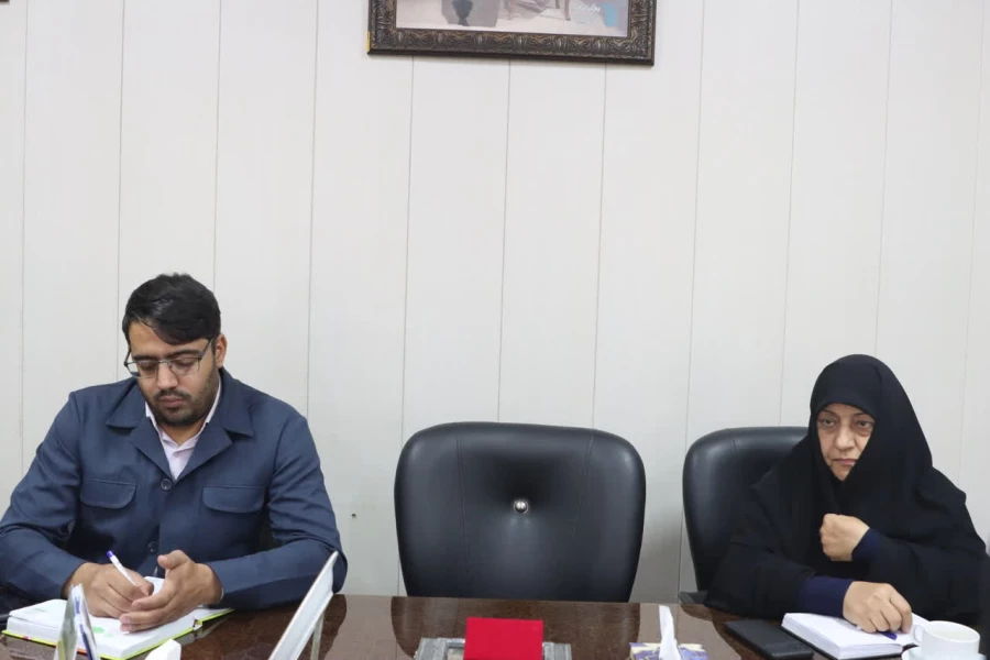 دیدار صمیمانه هیات رئیسه شورای اسلامی شهر یزد با سرپرست دانشگاه فرهنگیان یزد
 4