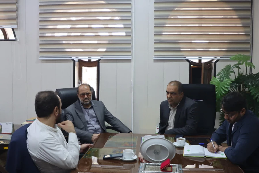 دیدار صمیمانه هیات رئیسه شورای اسلامی شهر یزد با سرپرست دانشگاه فرهنگیان یزد
 5