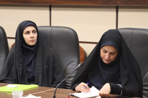 بیست و دومین جلسه شورای پژوهشی و فناوری دانشگاه فرهنگیان استان یزد برگزار شد. 4