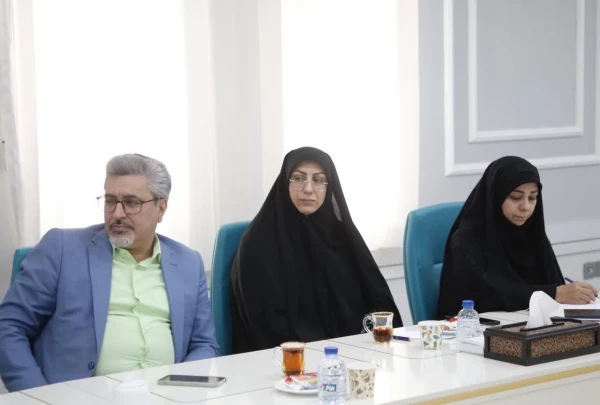 نشست هیأت امنای دانشگاه فرهنگیان استان با حضور استاندار یزد 3