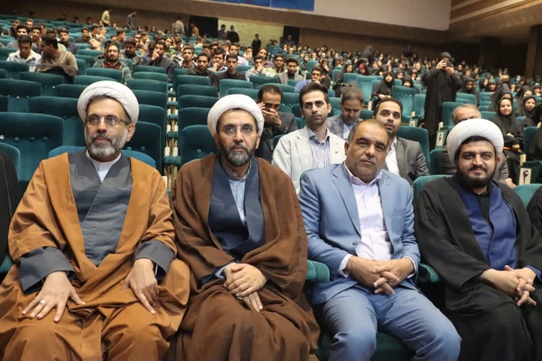 برگزاری همایش استانی انس با قرآن در دانشگاه فرهنگیان یزد 18