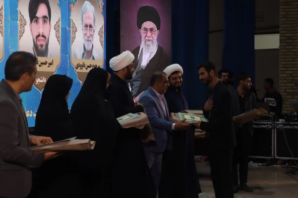 برگزاری همایش استانی انس با قرآن در دانشگاه فرهنگیان یزد 24