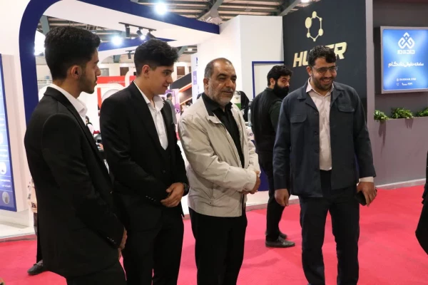 حضور دانشگاه فرهنگیان استان یزد در یازدهمین نمایشگاه پژوهش، فناوری و نوآوری استان یزد(فن بازار) 5