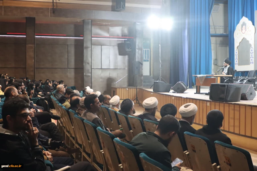 برگزاری مراسم بصیرت و استقامت در دانشگاه فرهنگیان یزد 3